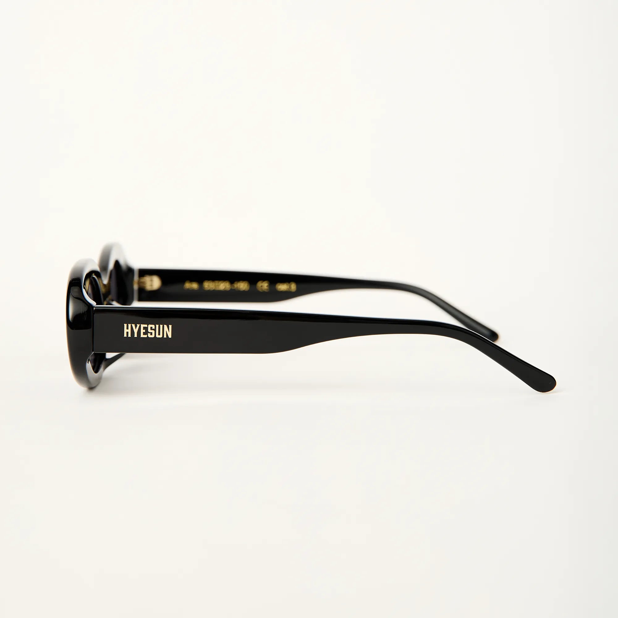 Ara 90s Oval Black