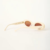 Ara 90s Oval Cream