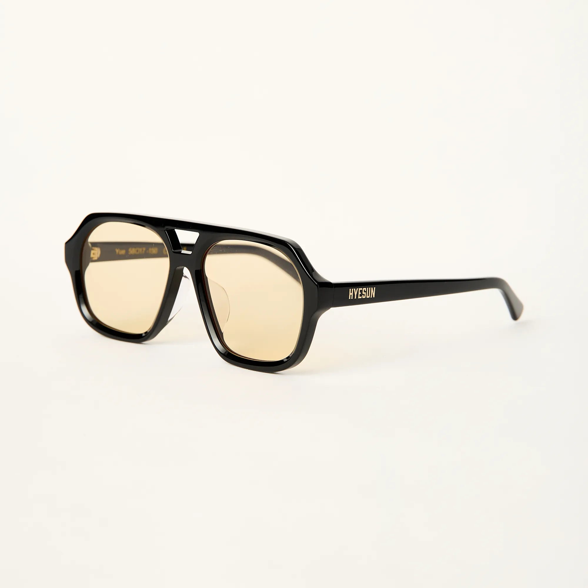 Yue Black